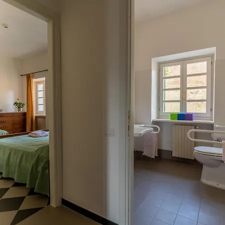 Del Santuario Πανδοχείο *