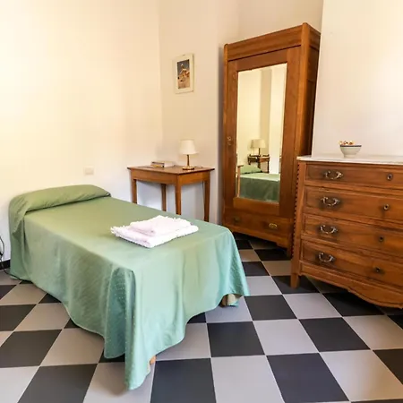 Del Santuario Πανδοχείο